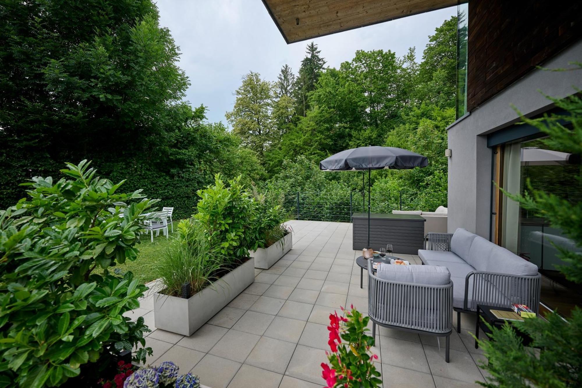 Charmantes Apartment Im Gruenen Bregenz Esterno foto